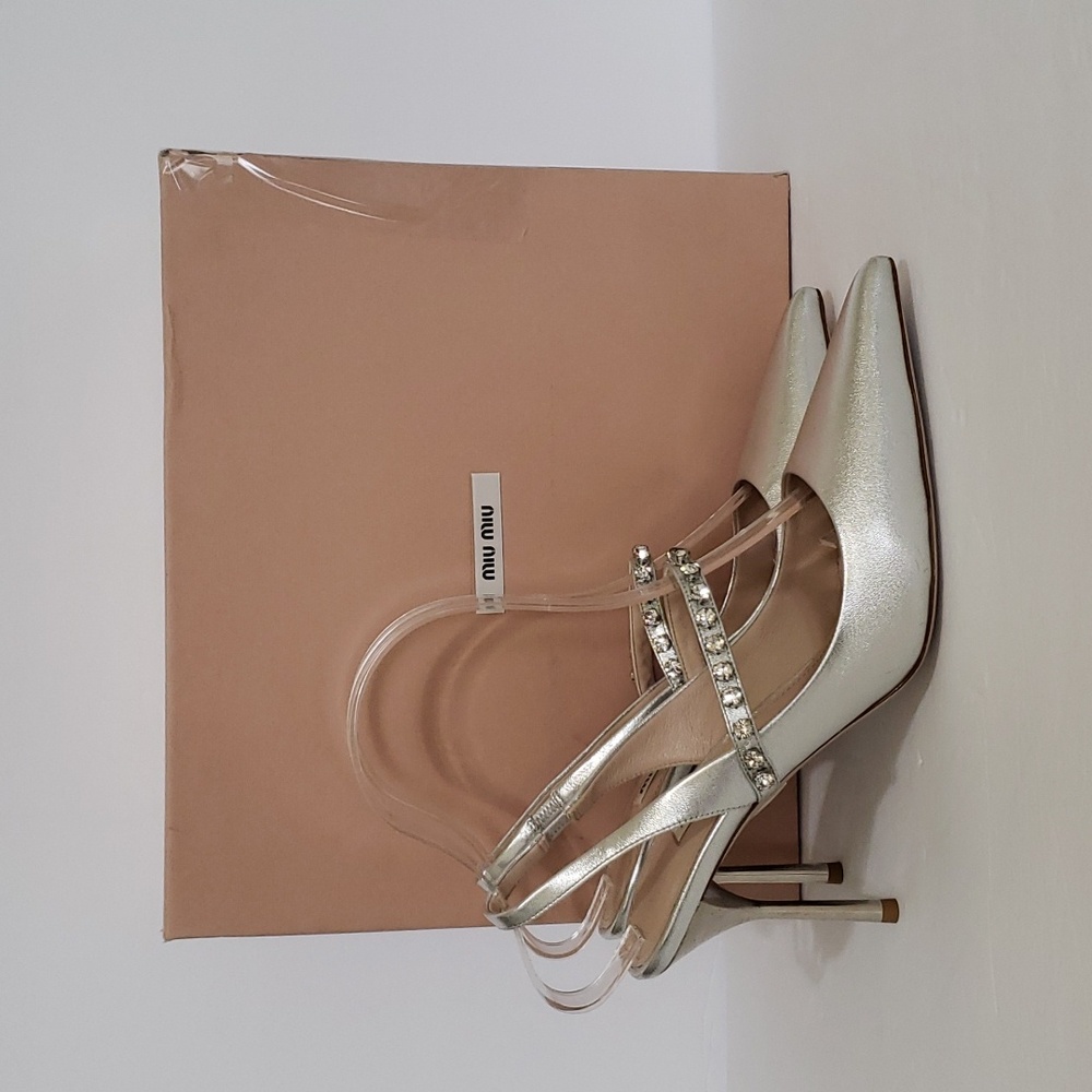Brand New Silver Miu Miu Camoscio Sling Back Pumps SZ 37 - Picture 4 of 15